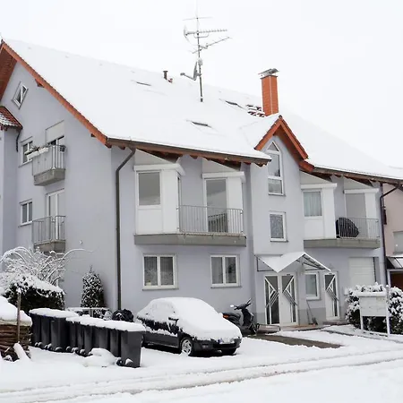 Klein Apartmán Pfaffenweiler